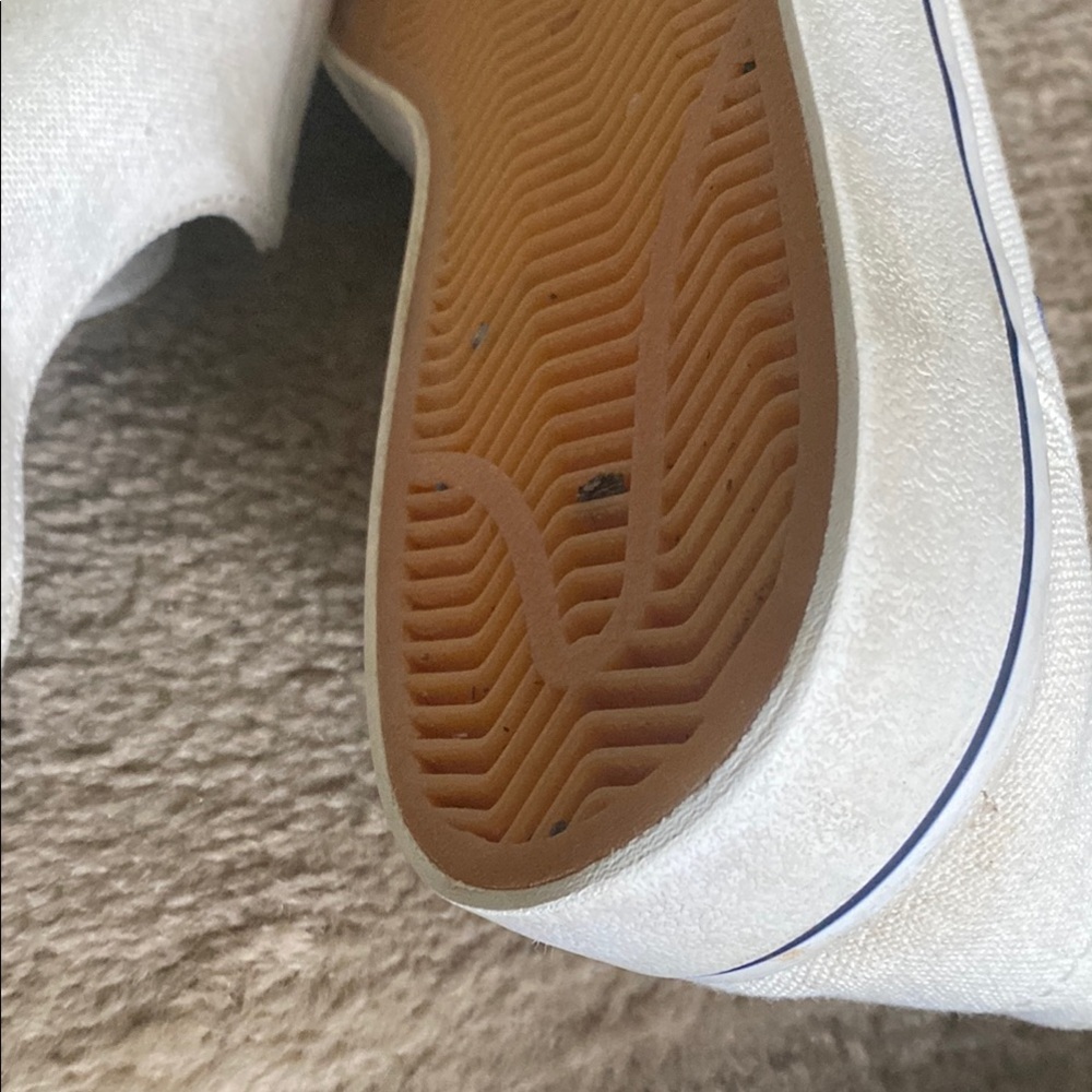 Nike White and Blue Women's Sneakers - Picture 4 of 9